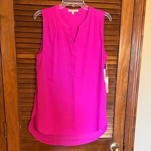 Gibson Latimer Fuchsia Sleeveless Blouse